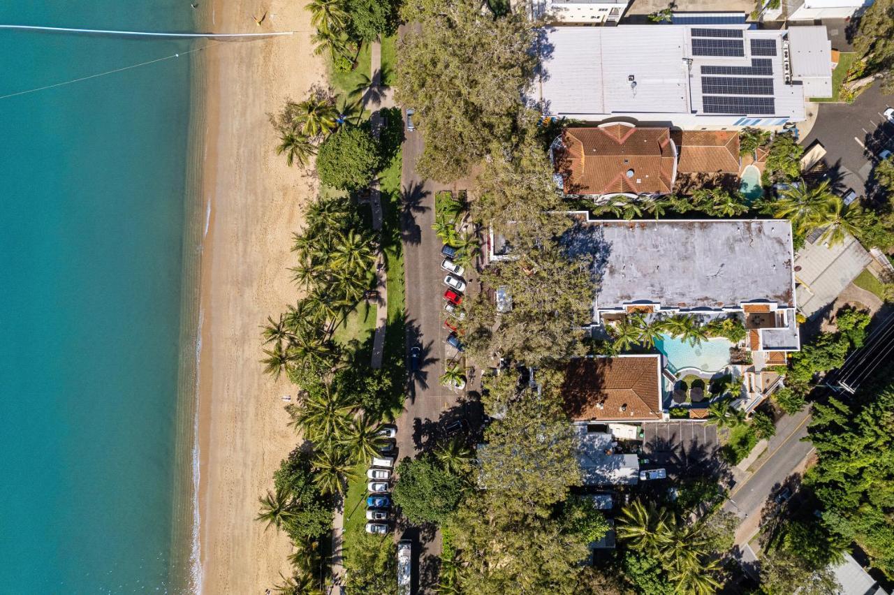 Alassio Apartments With Direct Pool Access 棕榈湾 外观 照片